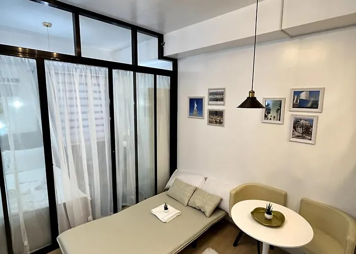 Apartamento Serendipity Cozy, Fast Wifi, Timog, Abs Cbn *