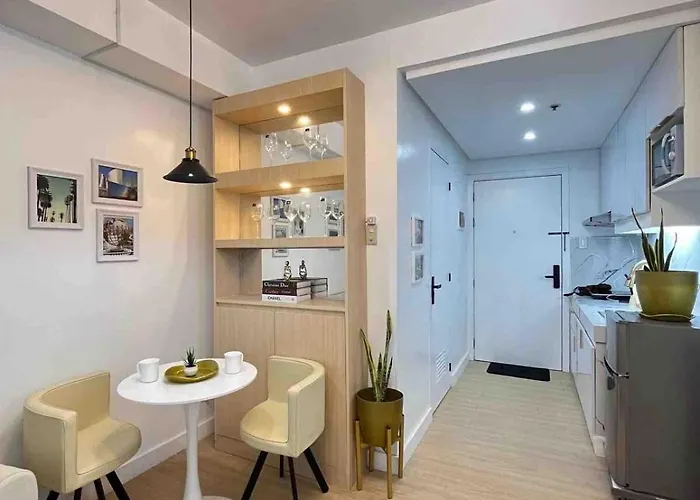 Serendipity Cozy, Fast Wifi, Timog, Abs Cbn Apartamento *