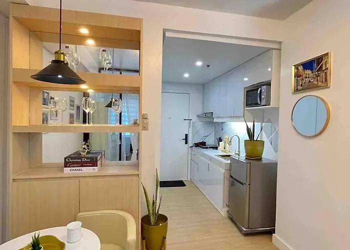 Serendipity Cozy, Fast Wifi, Timog, Abs Cbn Apartamento *